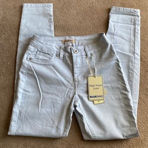 NWT High Rise Skinny Jeans Sz 7 Pale Blue
